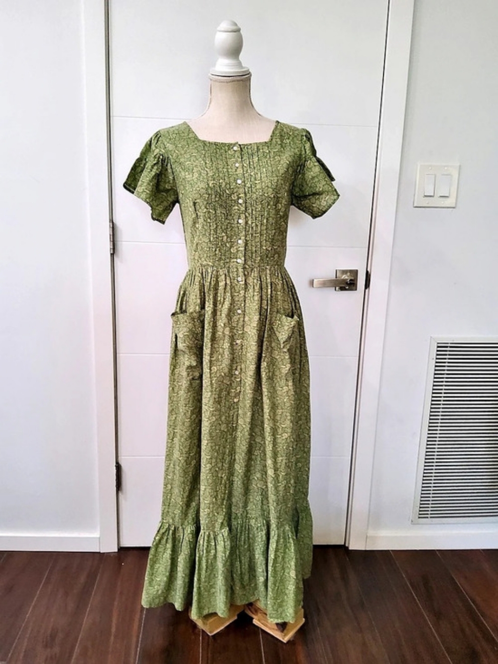 Doen Balfern Dress Floral Maxi Green & Pink Small